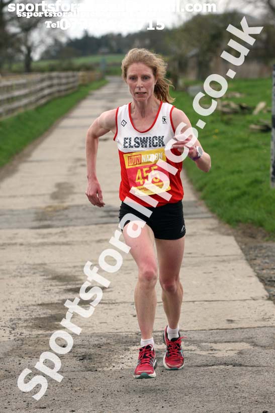 Kirkley Half Marathon, Kirkley Hall, near Ponteland, Northumberland Photo: David T. Hewitson/Sports for All Pics